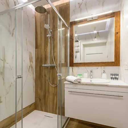 Apartment Cortina *