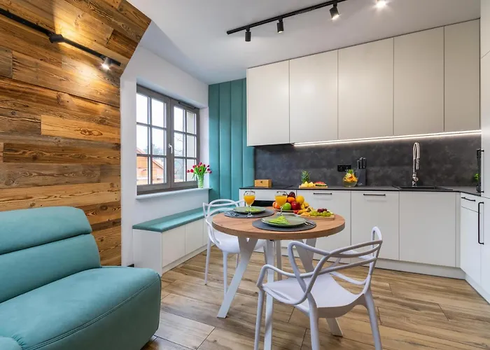 Cortina * 斯克拉斯卡波伦巴